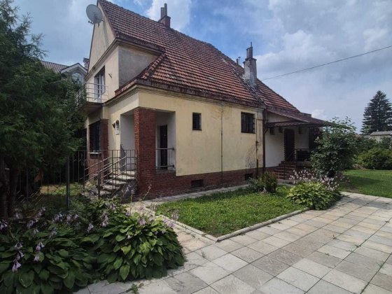 Здам частину будинку з окремим входом, вул. Тернопільська Львів