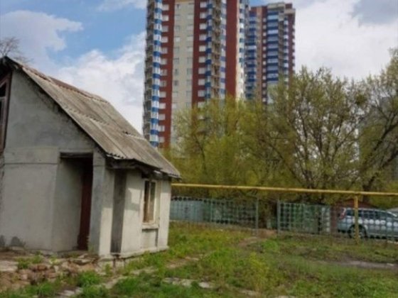 Сдам участок 49.пр.науки71 Харьков