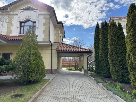 Шикарный дом в элитном кооперативе Одесса