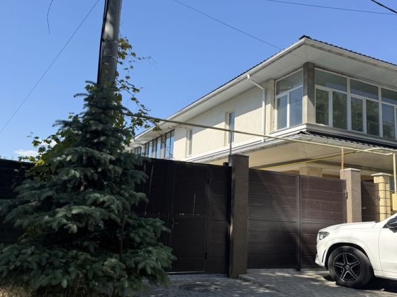 Актуально 3.08 Первая аренда сдам совершенно новый стильный таунхаус с полной автономией на Невского Одесса