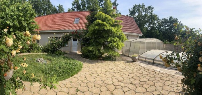 совиньон дом с бассейном - фото 1