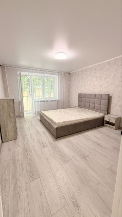 Сдам 2-комнатную квартиру  с новым ремонтом - фото 1