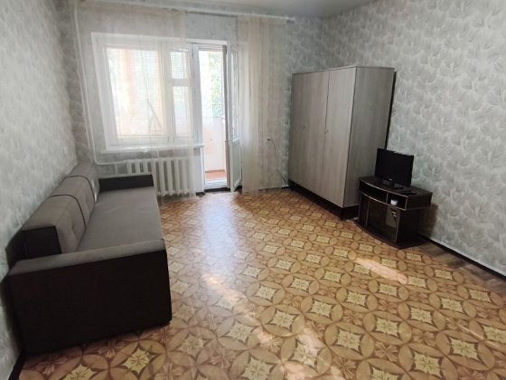 Сдам 1-но комнатную квартиру в центре, без выселения на лето Черноморск