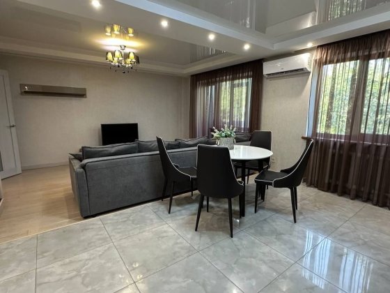 Vip  3-к. Квартира в Центре. Внимательно читайте описание ниже Краматорськ