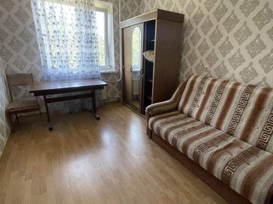 Здається в Оренду 3х кімнатна  Квартира . Зупинка Піщана. Обухов