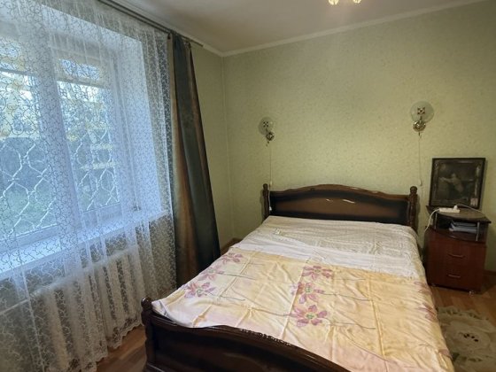 Сдам квартиру на 1 этаже по ул. Генерала Батюка 18 а(Артема) Славянск