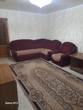 Оренда двокімнатної квартири перший поверх, рн ЖД - фото 1