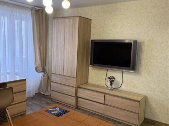 Здається в оренду світла та затишна квартира за адресою: вул. Миру, 81, ж/м Лівобережний-3 Слобожанское