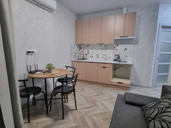 Смт Чабани, Київ, Голосіївський район, оренда квартири в новому  будинку, метро Теремки 10 хвилин Чабаны