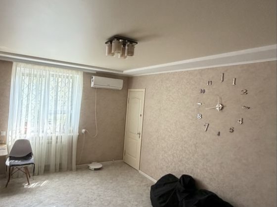 Здається 3-х кімнатна квартира в Балаклії
