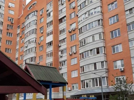 Здам 1-кімнатну кв. м. Бровари поруч з центральним парком Перемога Бровари