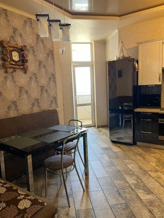 Здам гарну 2к.квартиру в будинку бізнес класу Зелений Квартал - фото 1