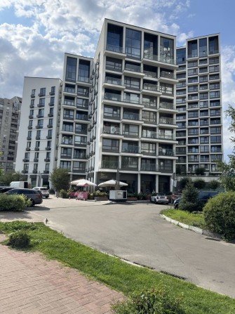 Без комиссии. Первая Аренда 3к квартира 120 кв м в новом ЖК 31 на Драгоманова 31а есть инвертор в до - фото 1