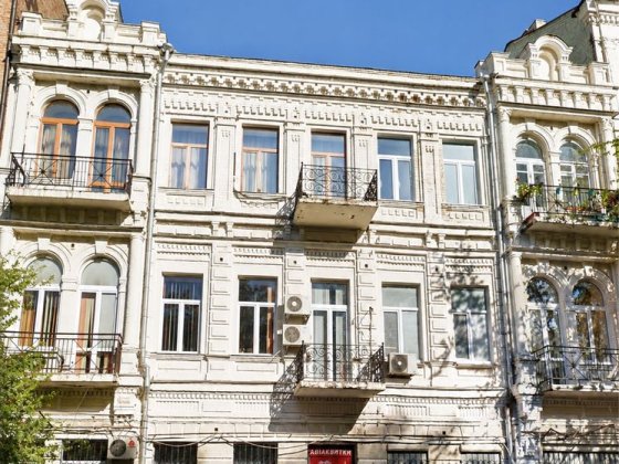2-кімнатна квартира в історичному центрі Києва | вул. Володимирська, 65 | 40,9 м² Киев