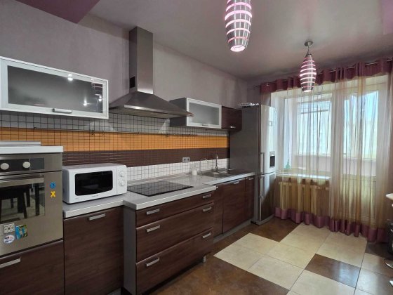 Оренда 2х кімнатної квартири, просп. Григоренка 24, метро Позняки Київ