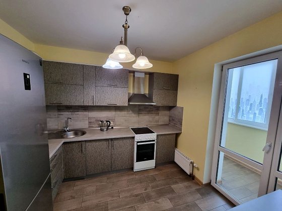 1-кімнатна 40 м² у ЖК «Акварелі 1»  гардеробна + лоджія. Без комісії Вишневое