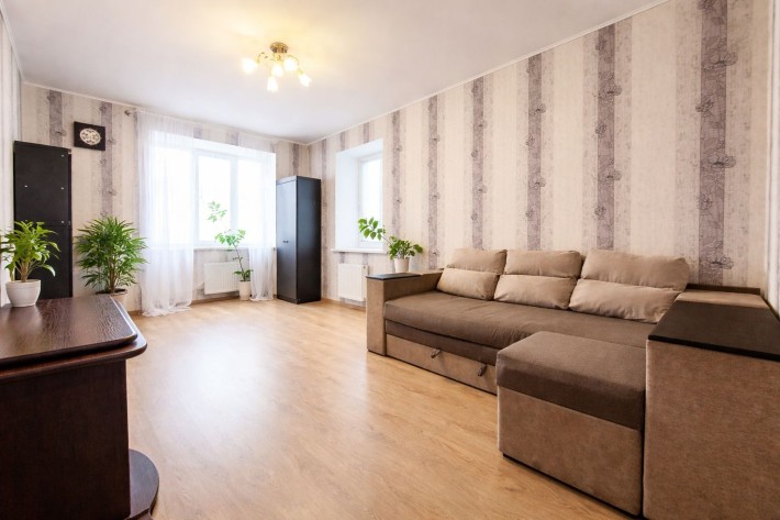 Просторная 1к 45 м² в кирпичном доме | Тёплая, укомплектована | ТОП локация - фото 1