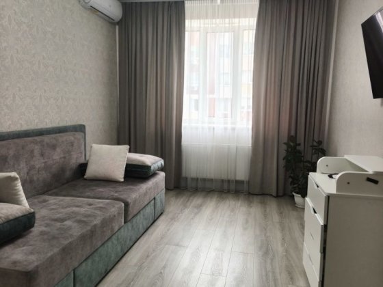 Перша здача. 'Сади Вишневі" євротрьошка на оренду. Вишневое