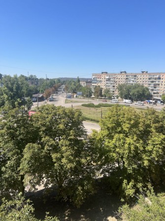 Здам 2 кімнатну 5/9 вул Караманіц 59(129 кв) - фото 1