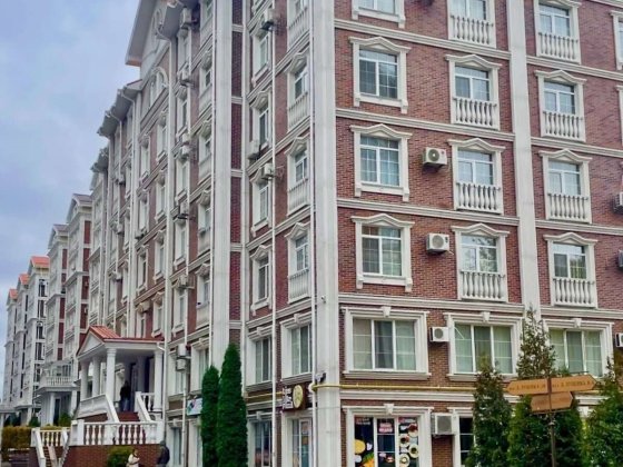 Продаж 2-к квартири вул. Дмитра Луценка 8 Київ