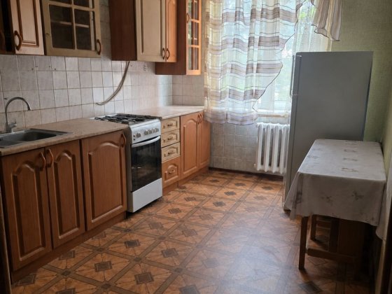 Сдам 4к квартиру Вечерний