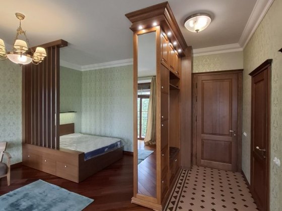 Перша здача. Печерськ. Студія 47 м². Автономне живлення Киев