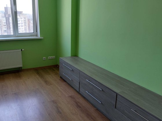 Здам 1-кімнатну біля метро Лівобережна Киев