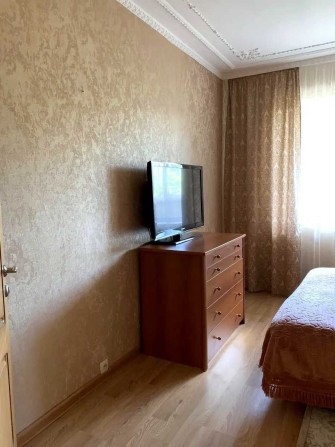 Здається в оренду 2-ох кімнатна квартири на Теремках, від метро Теремки 3 хвилини ходу. - фото 1