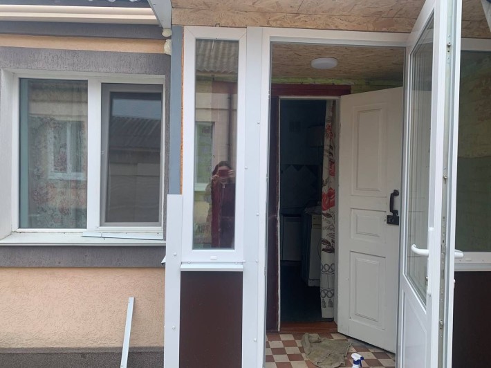 Двох кімнатна Врем'янка. Раково.  Оплата за один місяць - фото 1