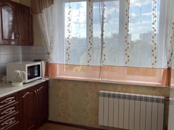 Здам 3-кімнатну квартиру. Одна хвилина від метро Теремки. Проспект Академіка Глушкова 55. Киев