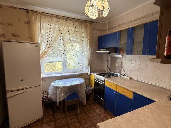 Двокімнтана квартира на 5 поверсі Суми