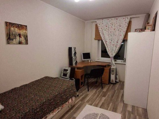 Здається 2х-кімнатна квартира на Відрадному Киев