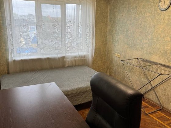 Здам квартиру на Дарницькії площі   , Киев