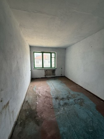 Продам комнату в общежитии в районе 4 школы - фото 1