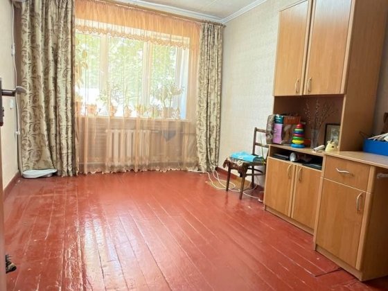 Продам комнату в центре на Данченко 2 этаж Черноморск