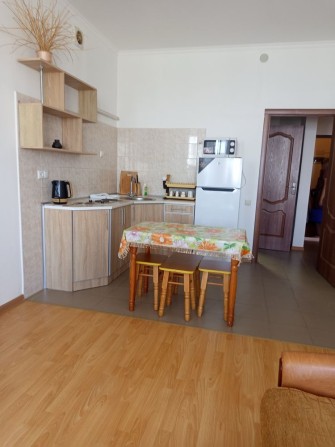 Продам 1 комнатную квартиру 60 м - фото 1