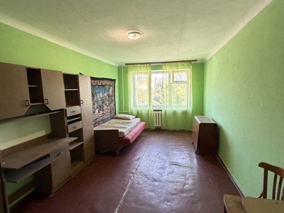Продам кімнату в гуртожитку Каменец-Подольский