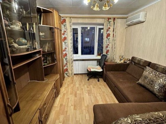 Кімната з власною кухоною зоною Авангард