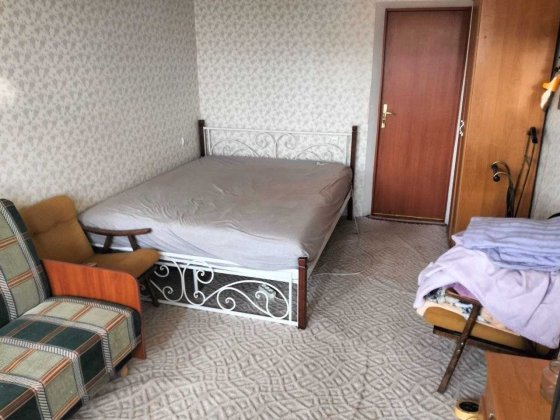Продаж кімнати в 2х кімнатній квартирі на лісовому масиві з балконом біля мальовничого лісу по вулиц Киев