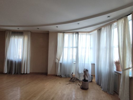 Продаж. Печерськ. Ковпака 17 Киев