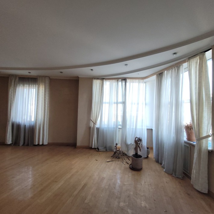 Продаж. Печерськ. Ковпака 17 - фото 1