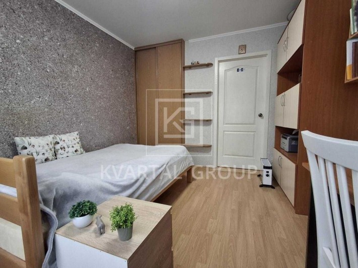 Продаж житлової кімнати в квартирі посімейного типу м.Київ - фото 1