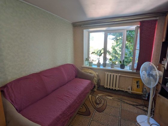 Продам кімнату 18 кв.м в малосімейці. Крюків. Кременчуг