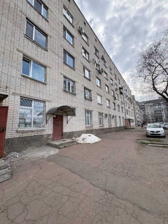 ПРОДАЖ! Кімнати в гуртожитку! 10 ХВ. до Центру! - фото 1