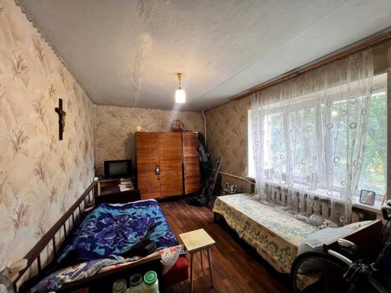 продам кімнату в гуртожитку Шерстянка Чернигов