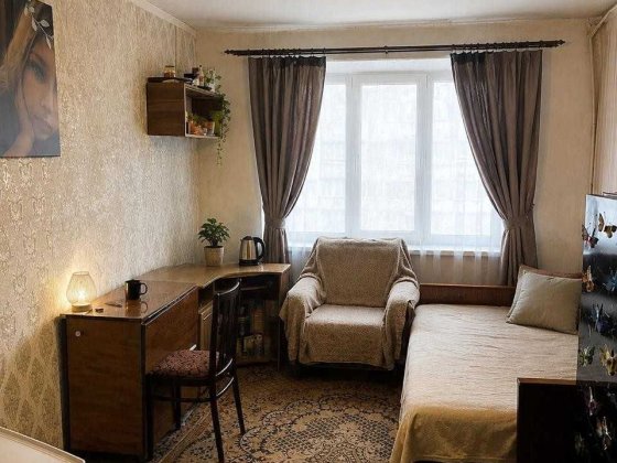 Продам кімнату 18 м² у гуртожитку сімейного типу з власним санвузлом, вул. Котляревського (Воронцова Днепр