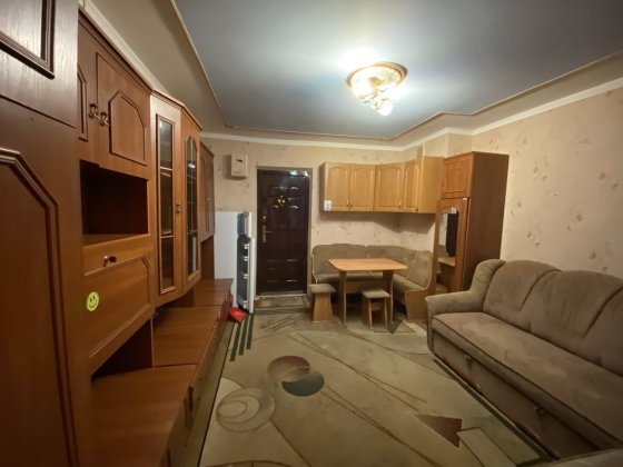 Продається кімната в гуртожитку в районі ТРЦ  Голівуд Чернигов