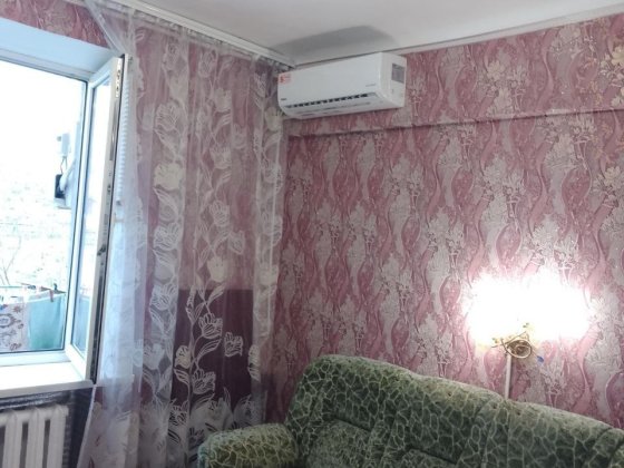 Продам кімнату у гуртожитку центр міста Запорожье