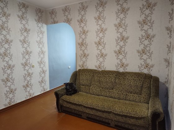 Продам двокімнатну кімнату у гуртожитку. Запорожье