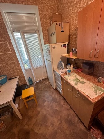 Продам кімнату в будинку комунального типу з балконом - фото 1